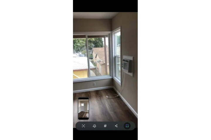 $1550 : PARAMOUNT- APT FOR RENT 1+1 image 2
