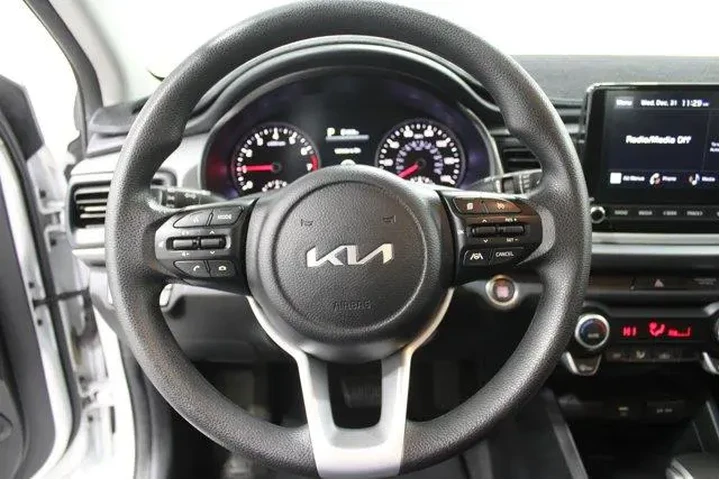 $16989 : Kia Rio 2023 S 4dr Sedan image 8