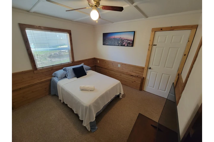 $850 : Cuarto en Lake Arrowhead image 2