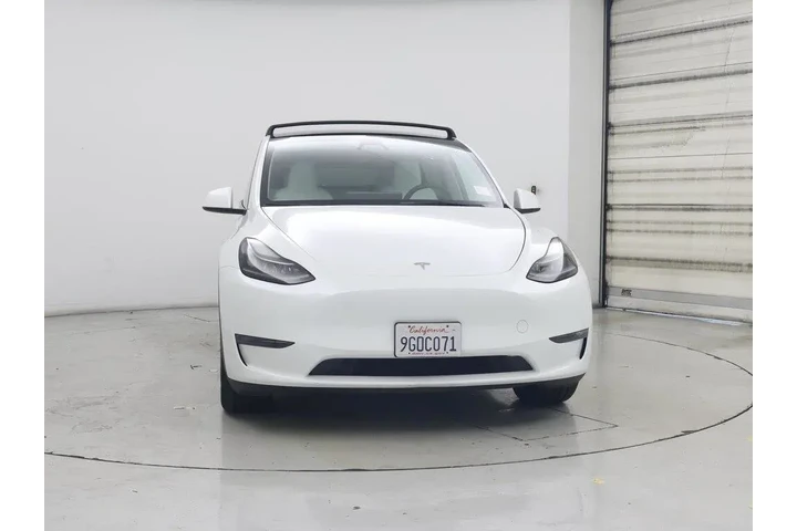 $37998 : Tesla Model Y 2023 AWD Long image 5