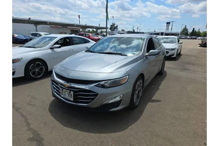 $19775 : Chevrolet Malibu 2024 LT 4dr image 1