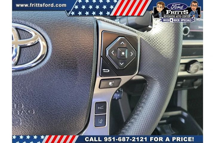 $27998 : Toyota Tacoma 2021 4x2 SR5 4 image 7