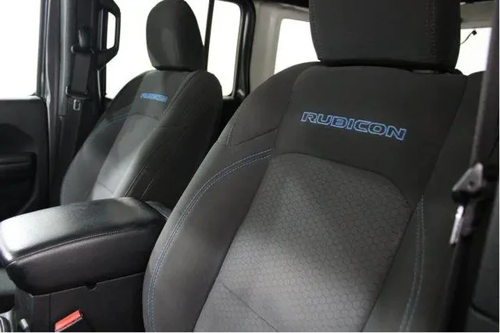 $37945 : Jeep Wrangler 2023 4x4 Rubic image 5