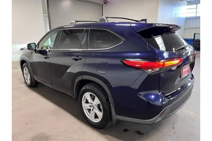 $28415 : Toyota Highlander 2020 AWD L image 5