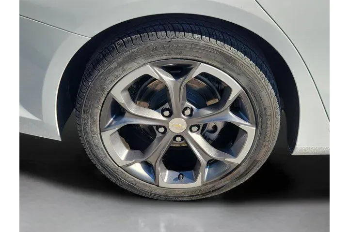 $16933 : Chevrolet Malibu 2024 LT 4dr image 5