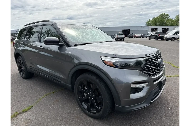$31995 : Ford Explorer 2022 AWD ST-Li image 2