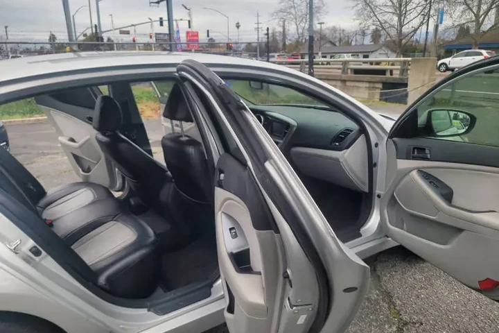 $8350 : 2012 Optima LX image 10