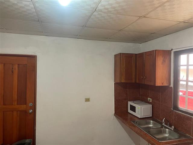 $250 : Apartamento centrico Chorrera image 9