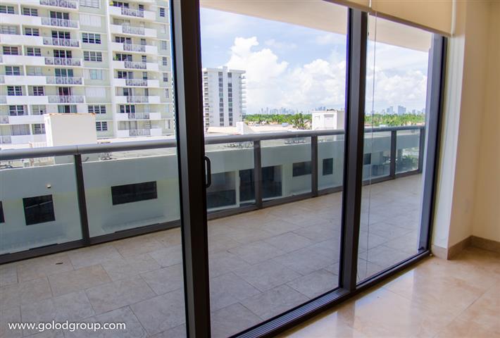 $705000 : Miami Beach Mei Apartamento image 9
