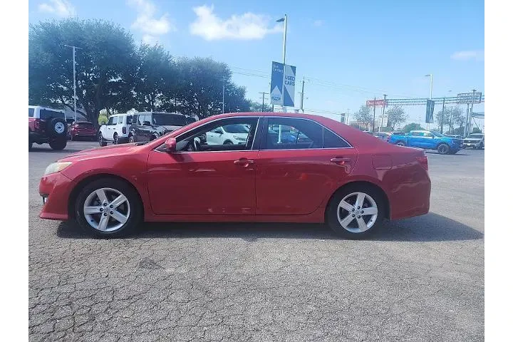 $10998 : Toyota Camry 2013 XLE 4dr Se image 4