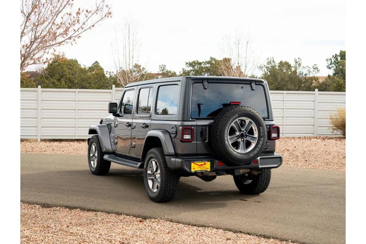 $31221 : 2021 Wrangler Unlimited Sahara image 8