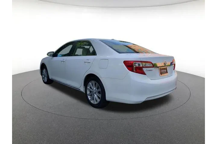 $12000 : Toyota Camry 2013 XLE 4dr Se image 7