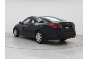 $18998 : Nissan Altima 2023 2.5 S 4dr thumbnail