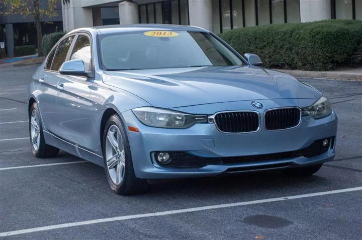 $9500 : 2013 BMW 3 SERIES2013 BMW 3 S image 2