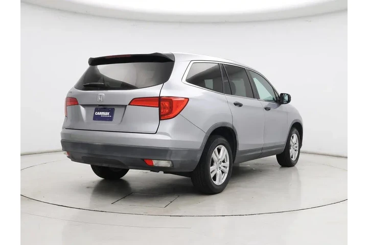 $16998 : Honda Pilot 2016 LX 4dr SUV image 8