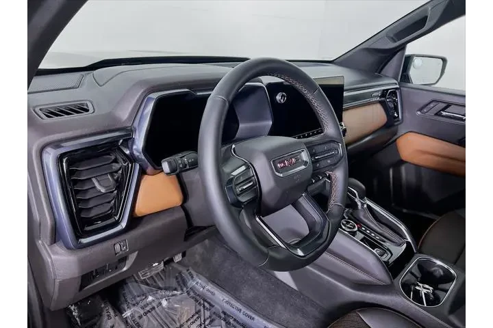 $37999 : GMC Canyon 2023 4x4 AT4 4dr image 8