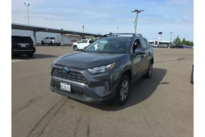 $32900 : Toyota RAV4 Hybrid 2023 AWD image 3
