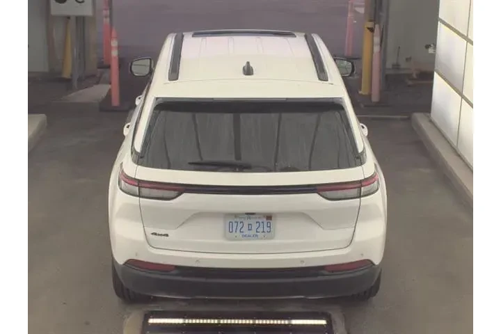 $36490 : Jeep Grand Cherokee 2023 4x4 image 6