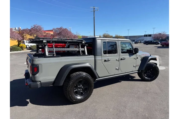 $32777 : 2021 Gladiator Mojave image 4