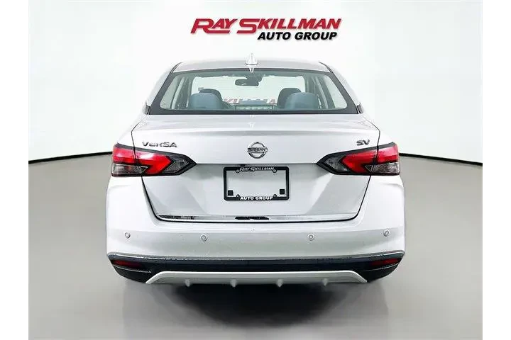 $17990 : Nissan Versa 2020 SV 4dr Sed image 6