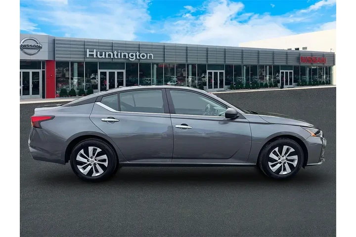 $18884 : Nissan Altima 2025 2.5 S 4dr image 9