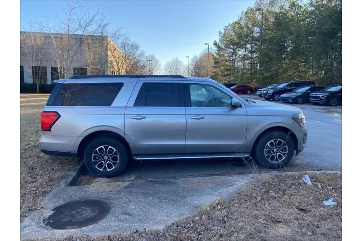 $35020 : Ford Expedition MAX 2023 4x4 image 7