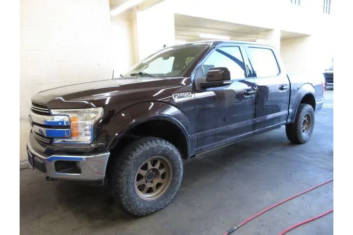 $32499 : Ford F-150 2019 4x4 XLT 4dr image 1
