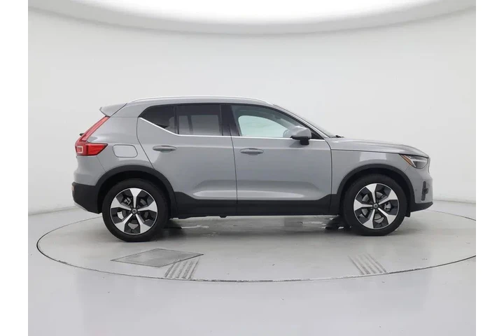 $38998 : Volvo XC40 2025 AWD B5 Plus image 7