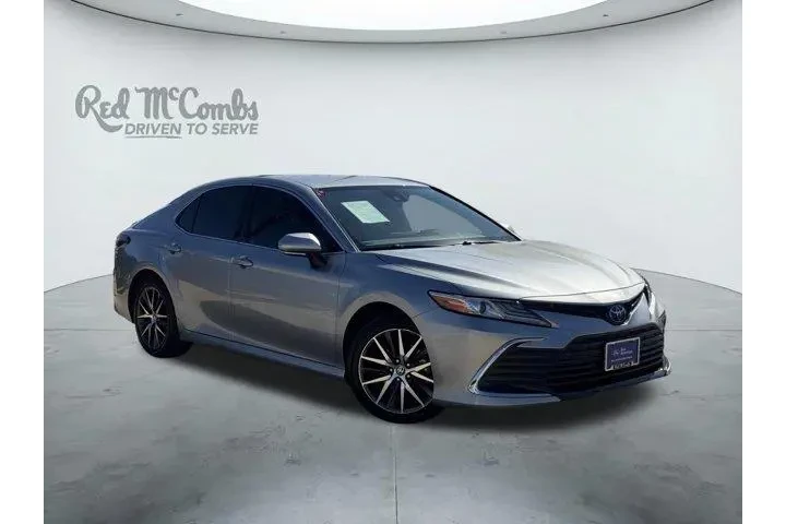 $28883 : Toyota Camry 2024 XLE 4dr Se image 1