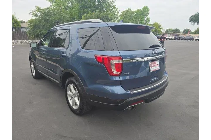 $21995 : Ford Explorer 2018 XLT 4dr S image 5