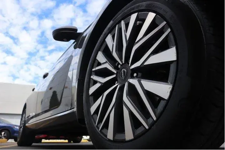 $20781 : Nissan Altima 2024 AWD 2.5 S image 7