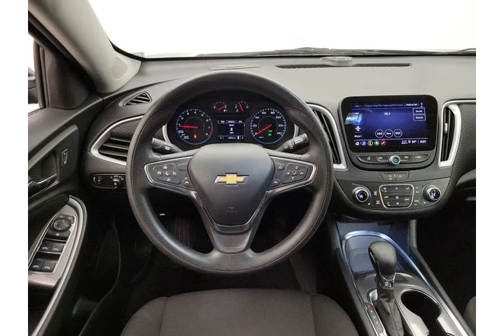 $18998 : Chevrolet Malibu 2023 LT 4dr image 10