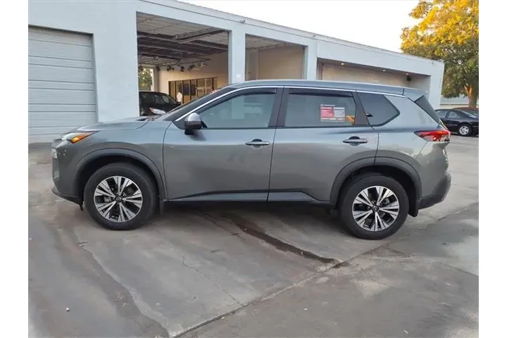 $22500 : Nissan Rogue 2023 SV 4dr Cro image 4