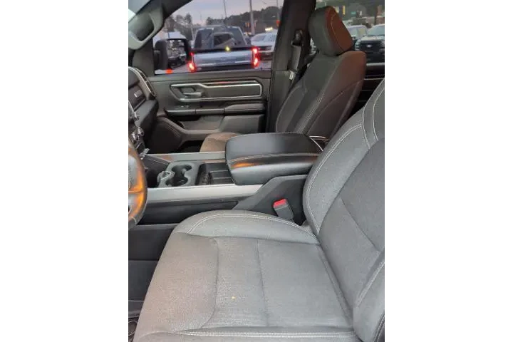 $29154 : Ram 1500 2019 4x4 Big Horn 4 image 9