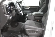 $39998 : GMC Sierra 1500 2024 4x4 SLE thumbnail