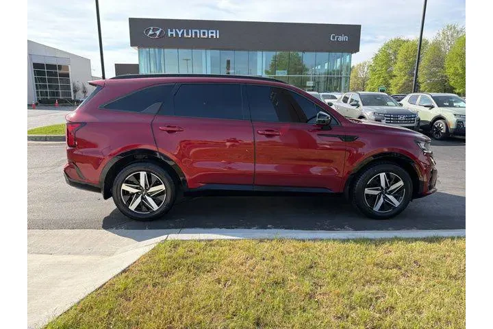 $26296 : Kia Sorento 2023 S 4dr SUV image 9