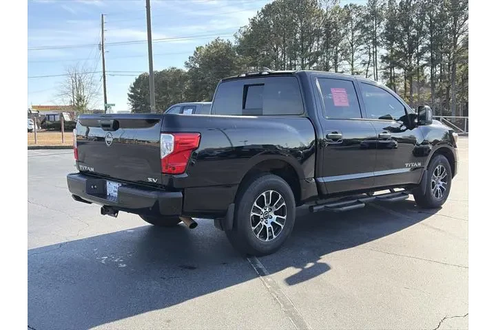 $36808 : Nissan Titan 2024 4x2 SV 4dr image 6