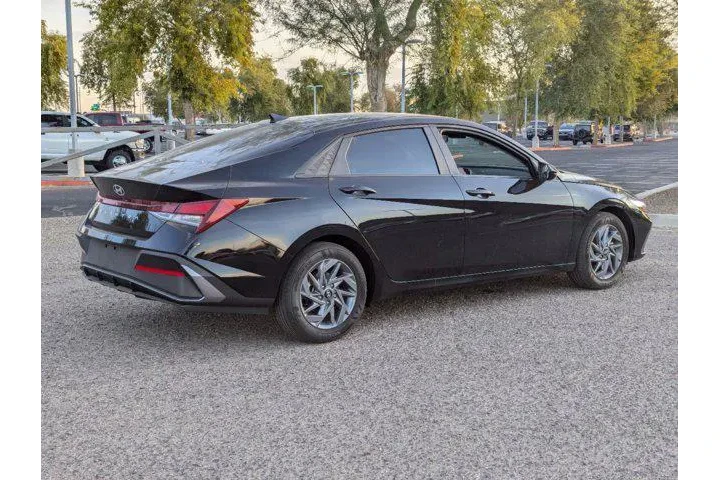 $18990 : Hyundai ELANTRA 2024 SEL 4dr image 4