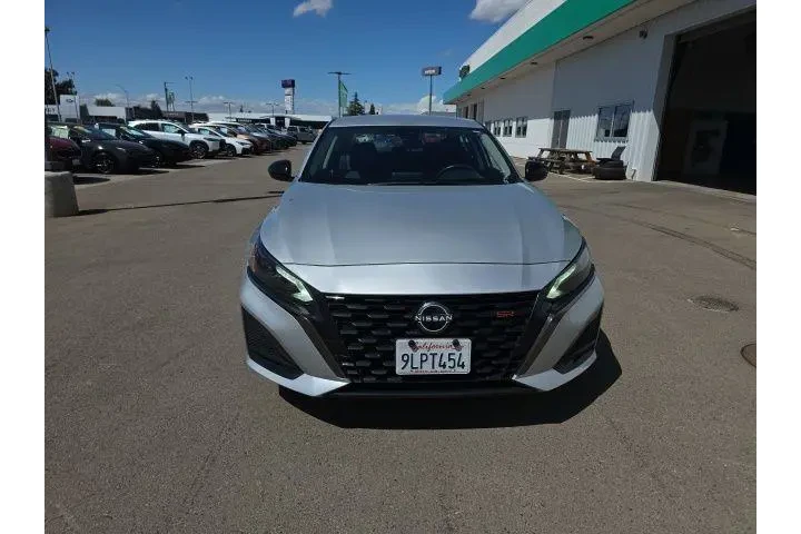 $22500 : Nissan Altima 2024 2.5 SR 4d image 2