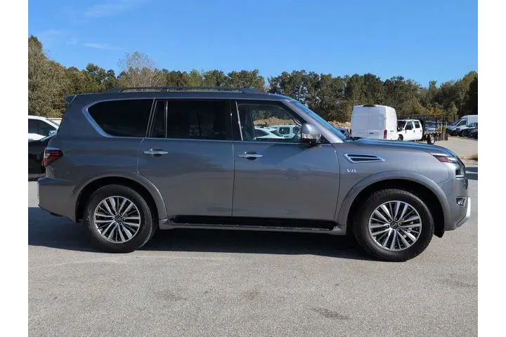 $33990 : Nissan Armada 2022 4x2 SL 4d image 3