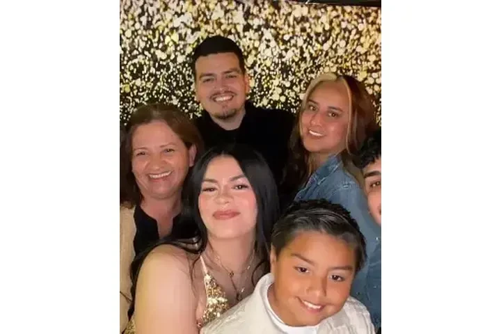 📸✨ Aria Photo Snap Booth✨📸 image 3