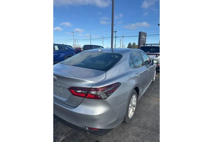 $23990 : Toyota Camry 2024 LE 4dr Sed image 8