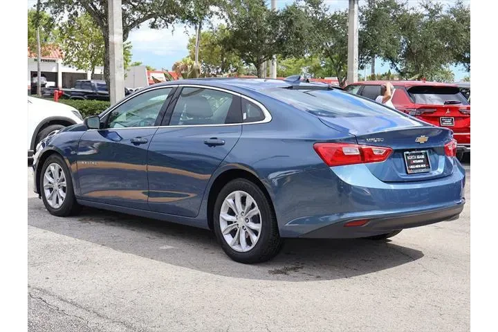 $16390 : Chevrolet Malibu 2024 LT 4dr image 8
