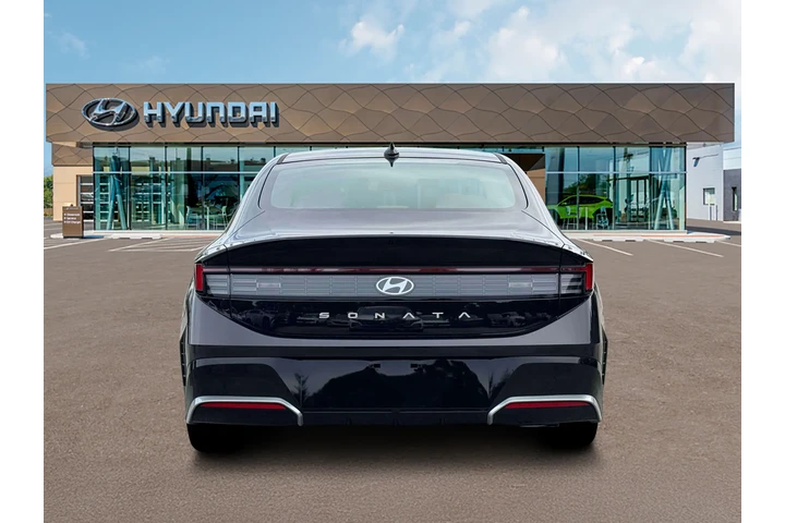 $28000 : Hyundai SONATA 2026 SEL Spor image 6