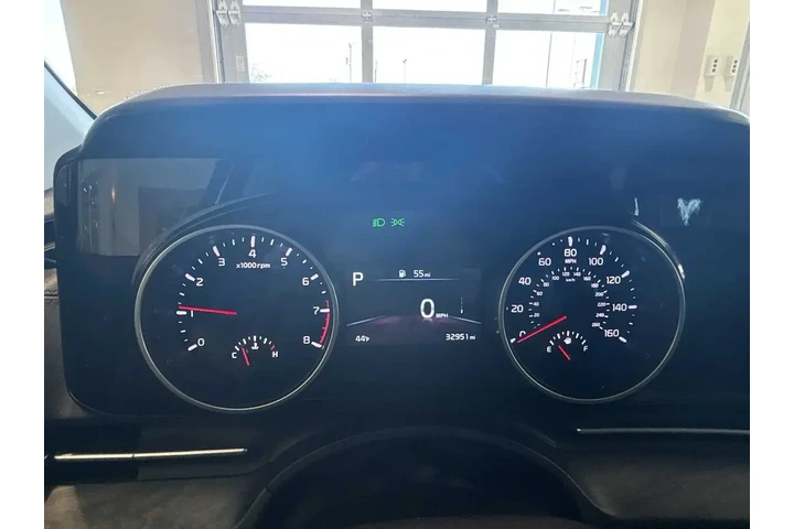 $33993 : Kia Carnival 2024 EX 4dr Min image 10