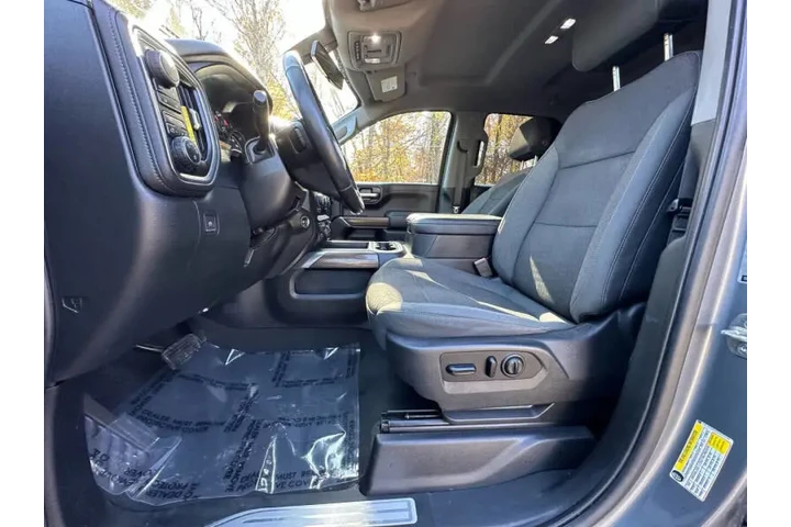 $20990 : 2019 Silverado 1500 RST image 10