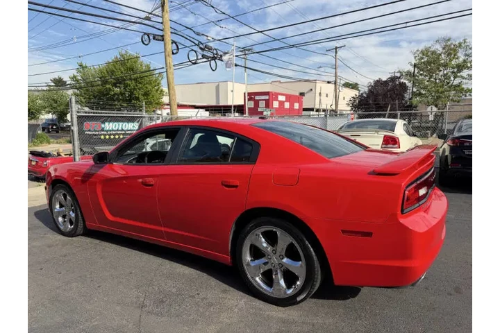 $7399 : 2014 Charger SXT Plus image 8