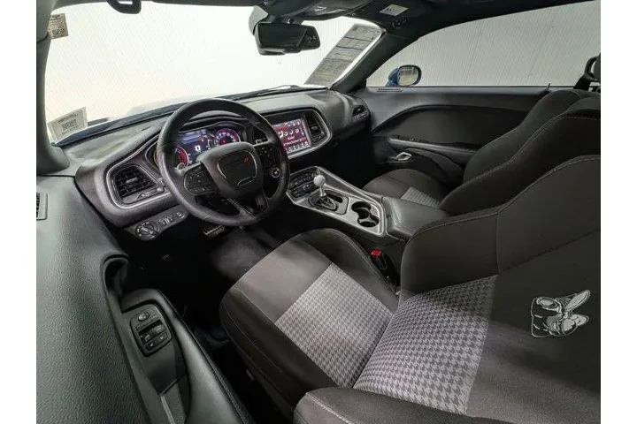 $35520 : Dodge Challenger 2021 R/T Sc image 2