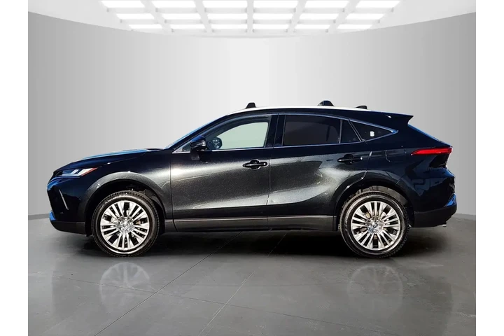 $34628 : Toyota Venza 2023 AWD Nights image 4