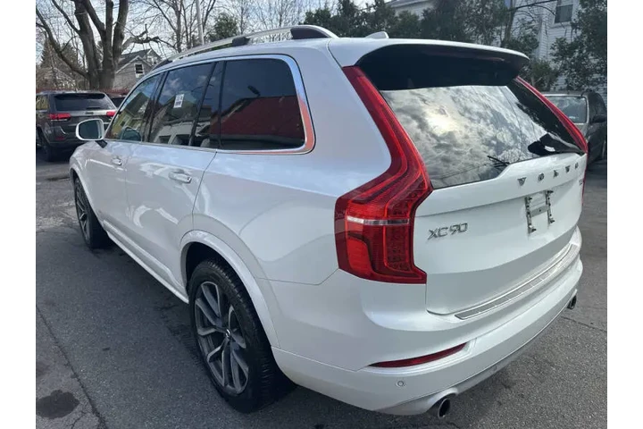 $15995 : 2019 XC90 T5 Momentum image 3